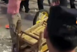 长沙吃瓜最新事件爆料男,吃瓜事件揭秘，男生成焦点！”